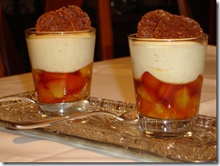 Pêches flambees mousse vanille