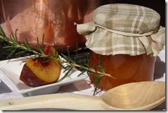 confiture peche romarin